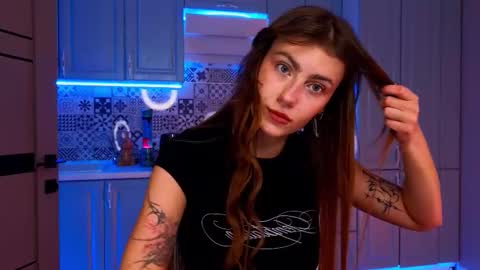 Willow online show from October 2025 09:14:02 PM