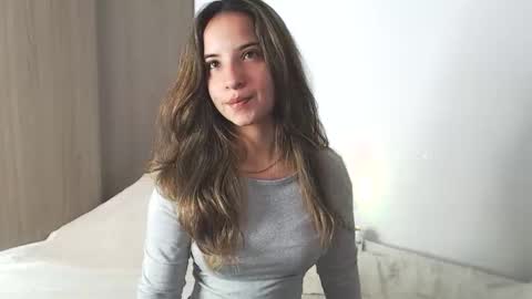 Snapshot of _abrill_20 chatting on April 2026 05:28:01 PM _abrill_20 online show from April 2026 05:28:01 PM