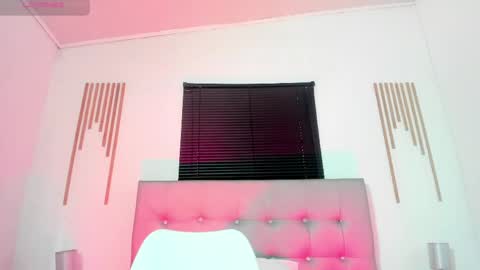 _aithanaa_ online show from May 2026 06:47:02 PM