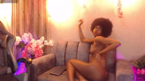 Snapshot of _alaana chatting on December 2025 04:12:02 PM Alana online show from December 2025 04:12:02 PM