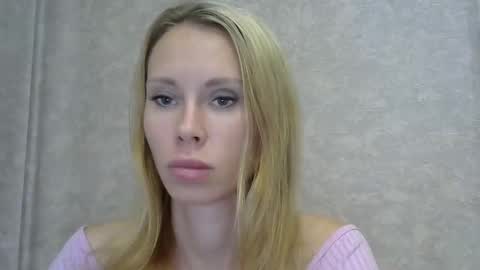 _alex1819 online show from September 2025 07:32:01 AM