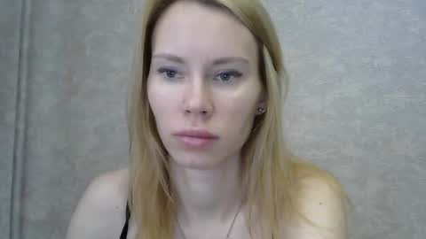 _alex1819 online show from April 2026 07:31:01 AM