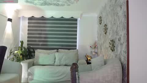 Snapshot of _alice_horny_ chatting on October 2025 02:15:01 PM _alice_horny_ online show from October 2025 02:15:01 PM