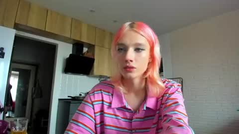 Snapshot of _alice_kitty chatting on June 2026 07:43:01 AM Gaylord online show from June 2026 07:43:01 AM