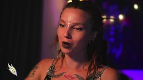 Snapshot of _alicemorrison_ chatting on December 2024 03:24:02 PM Alice Morrison Mistress Datura online show from December 2024 03:24:02 PM