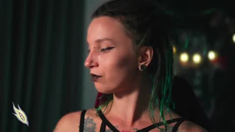 Snapshot of _alicemorrison_ chatting on December 2024 03:25:02 PM Alice Morrison Mistress Datura online show from December 2024 03:25:02 PM