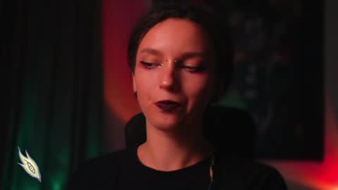 Snapshot of _alicemorrison_ chatting on December 2024 03:48:02 PM Alice Morrison Mistress Datura online show from December 2024 03:48:02 PM