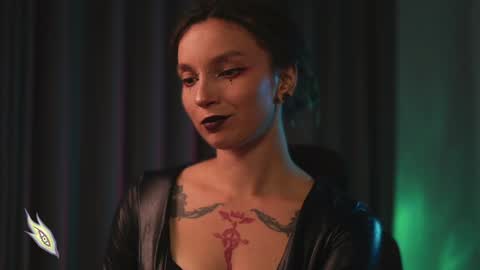 Snapshot of _alicemorrison_ chatting on January 2025 04:06:01 PM Alice Morrison Mistress Datura online show from January 2025 04:06:01 PM