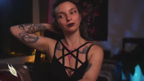 Snapshot of _alicemorrison_ chatting on February 2025 07:38:01 PM Alice Morrison Mistress Datura online show from February 2025 07:38:01 PM