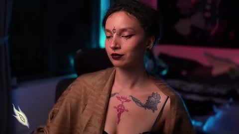 Snapshot of _alicemorrison_ chatting on February 2025 04:25:02 PM Alice Morrison Mistress Datura online show from February 2025 04:25:02 PM