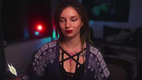 Snapshot of _alicemorrison_ chatting on February 2025 04:37:02 PM Alice Morrison Mistress Datura online show from February 2025 04:37:02 PM