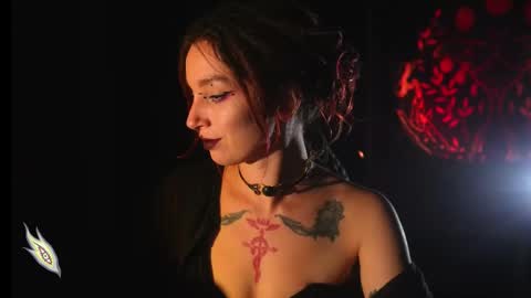 Snapshot of _alicemorrison_ chatting on September 2025 06:42:02 PM Alice Morrison Mistress Datura online show from September 2025 06:42:02 PM