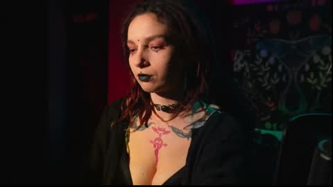 Snapshot of _alicemorrison_ chatting on February 2026 07:12:01 PM Alice Morrison Mistress Datura online show from February 2026 07:12:01 PM