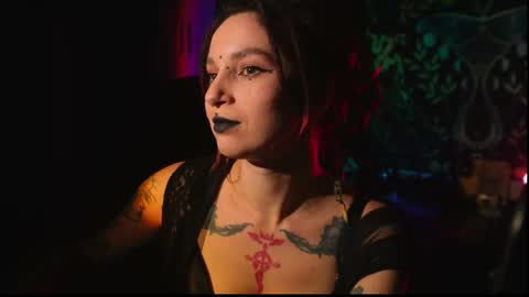 Snapshot of _alicemorrison_ chatting on February 2026 06:22:01 PM Alice Morrison Mistress Datura online show from February 2026 06:22:01 PM