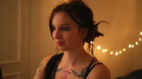 Snapshot of _alicemorrison_ chatting on March 2026 06:25:02 PM Alice Morrison Mistress Datura online show from March 2026 06:25:02 PM