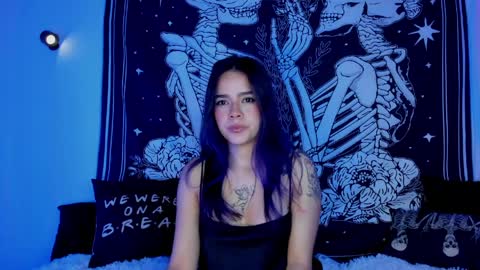 _alicesasha_ online show from April 2026 07:09:02 AM