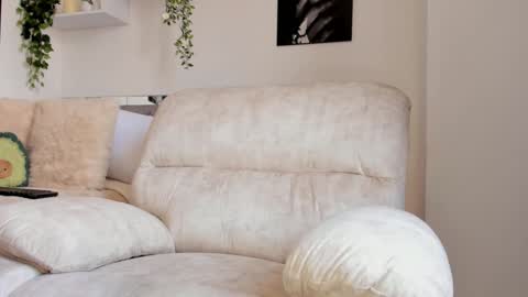 Snapshot of _alissonrose chatting on December 2024 04:12:02 PM Karo online show from December 2024 04:12:02 PM