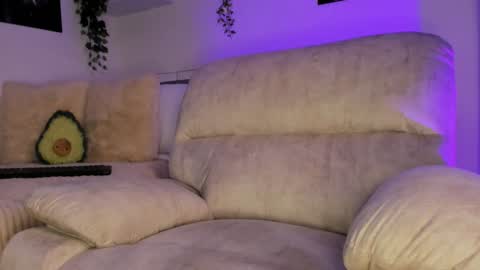 Snapshot of _alissonrose chatting on February 2025 10:43:02 PM Karo online show from February 2025 10:43:02 PM