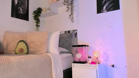 Snapshot of _alissonrose chatting on September 2025 08:42:01 PM Karo online show from September 2025 08:42:01 PM