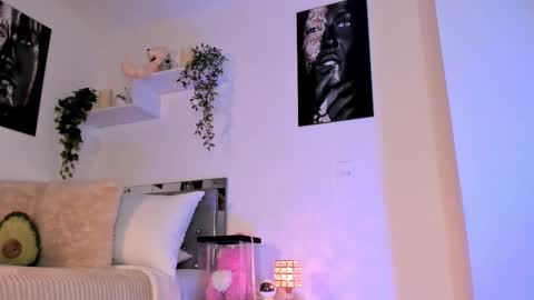 Snapshot of _alissonrose chatting on October 2025 11:39:01 PM Karo online show from October 2025 11:39:01 PM