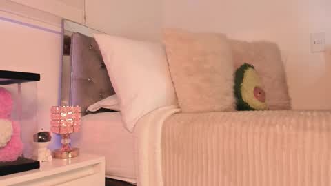 Snapshot of _alissonrose chatting on December 2025 08:06:02 PM Karo online show from December 2025 08:06:02 PM