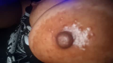 Giulia...... online show from November 2025 04:43:02 AM