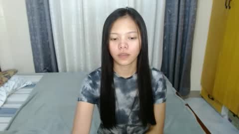 Snapshot of _amberxxx chatting on February 2025 07:35:02 PM Amber online show from February 2025 07:35:02 PM