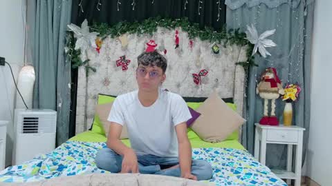 Andres online show from December 2024 06:57:02 PM