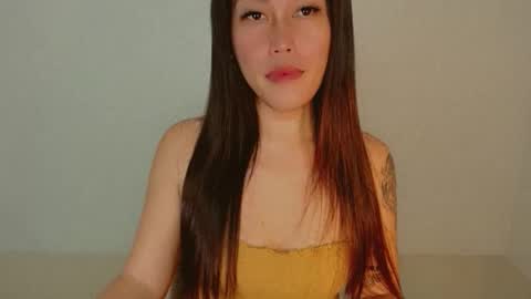 Pearl  online show from April 2026 05:06:01 PM