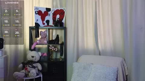 Anna Nolan online show from October 2025 07:53:02 AM