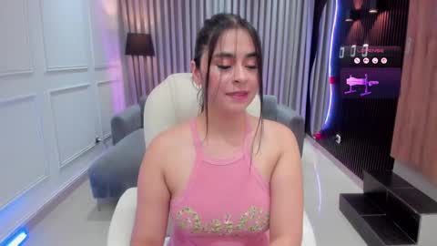 Snapshot of _anna_parker_ chatting on February 2025 07:27:01 PM Ana online show from February 2025 07:27:01 PM