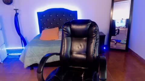 Anne online show from December 2024 07:48:02 PM