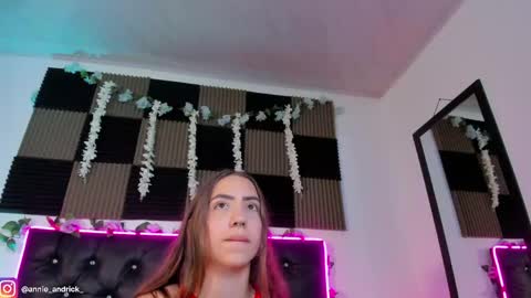 Annie Andrick online show from May 2026 09:13:02 AM