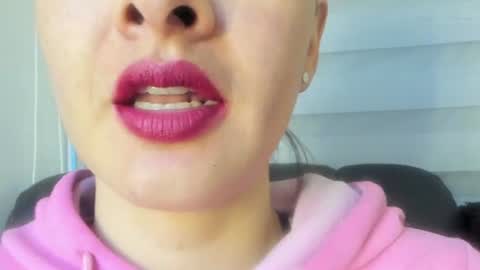 antonia online show from July 2026 10:54:01 AM