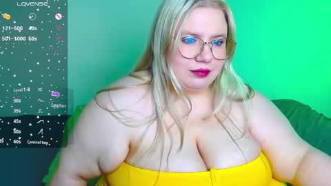 _ariaakashi_ online show from February 2025 08:19:02 AM