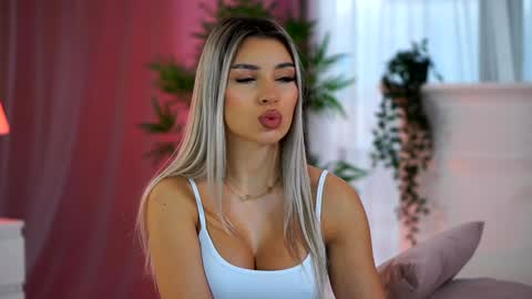 Arielle online show from January 2025 07:35:02 AM