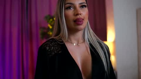 Arielle online show from February 2025 03:10:01 PM