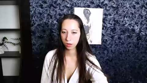 Snapshot of _astraia_ chatting on July 2026 07:37:02 AM _astraia_ online show from July 2026 07:37:02 AM