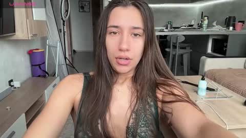 Snapshot of _aura_18 chatting on October 2025 04:22:01 AM _aura_18 online show from October 2025 04:22:01 AM