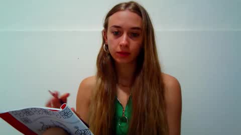_aurora_sweet online show from September 2025 09:09:01 AM