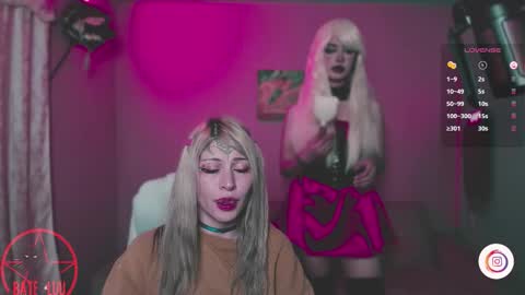 Lunita  online show from October 2025 07:39:01 AM