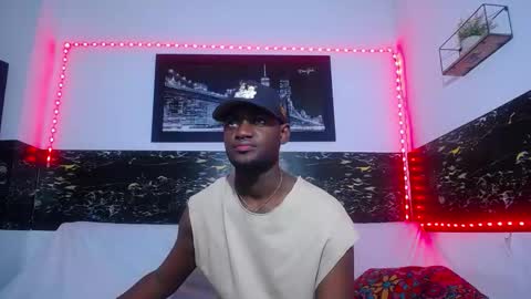 Andrew online show from September 2025 03:19:02 AM