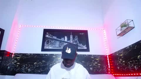 Andrew online show from September 2025 03:18:02 AM