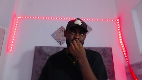 Snapshot of _black_stallion chatting on April 2026 07:54:01 PM Andrew online show from April 2026 07:54:01 PM