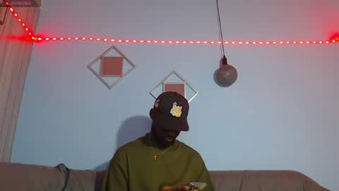 Snapshot of _black_stallion chatting on May 2026 06:36:02 PM Andrew online show from May 2026 06:36:02 PM