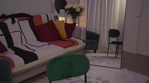 Lili online show from January 2025 09:26:01 PM