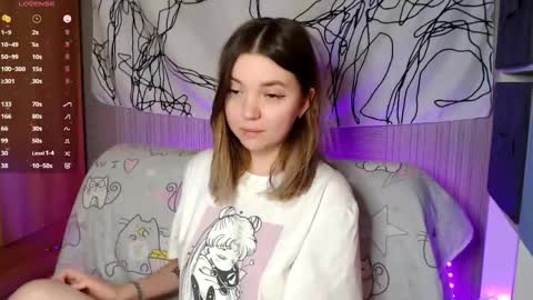 Snapshot of _blonde_barbie_ chatting on May 2026 05:49:01 AM Elizabeth online show from May 2026 05:49:01 AM