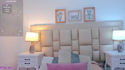 Brenda  online show from January 2025 11:37:01 AM