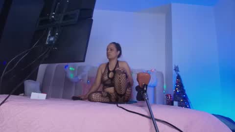 Britany online show from December 2025 03:15:01 AM