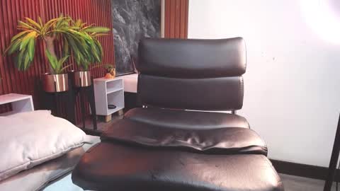 Snapshot of _bunny_boy_ chatting on March 2025 09:02:01 AM _bunny_boy_ online show from March 2025 09:02:01 AM